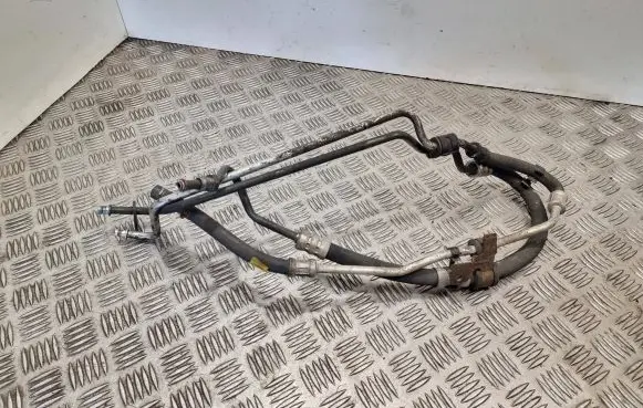 Ford C-MAX I Air conditioning (A/C) pipe/hose