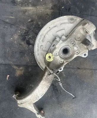 Audi A6 S6 C5 4B Front wheel hub spindle knuckle