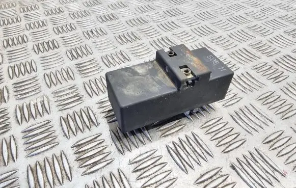 Seat Cordoba (6K) Coolant fan relay 1J0919506H 898884000