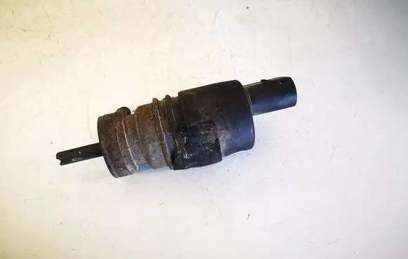Audi A6 S6 C5 4B Windscreen/windshield washer pump 1J5955651