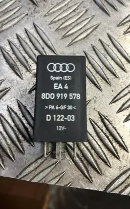 Citroen C5 Other relay 8d0919578