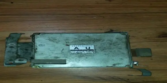 Nissan Primera Engine control unit/module 407913111 237102j610