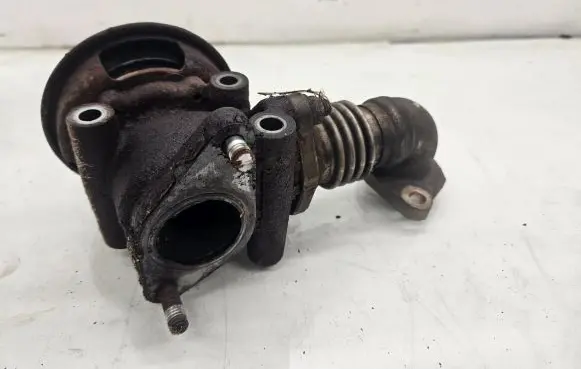 Honda CR-V EGR valve 37DA