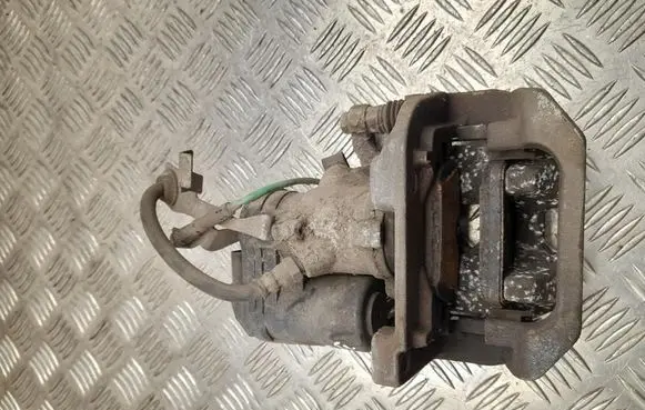 BMW 3 G20 G21 Rear brake caliper 20210827
