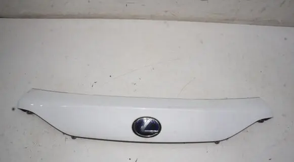 Lexus CT 200H Tailgate trim 7680176010