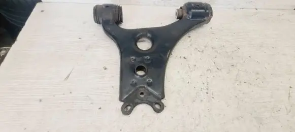 Mercedes-Benz B W245 Front lower control arm/wishbone A1693300407