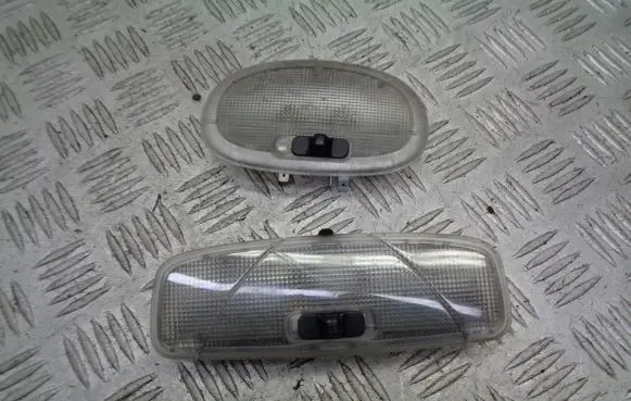 Ford Focus Other interior light 2S6A-13776-AA