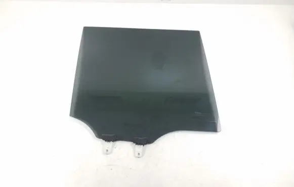 Suzuki Grand Vitara II Rear door window glass