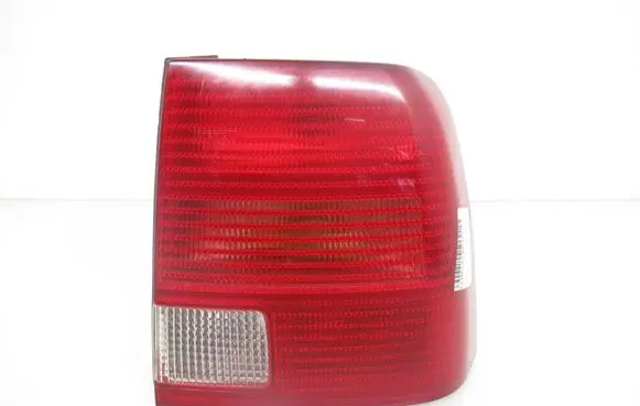 Volkswagen PASSAT B5 Rear/tail lights 084411925