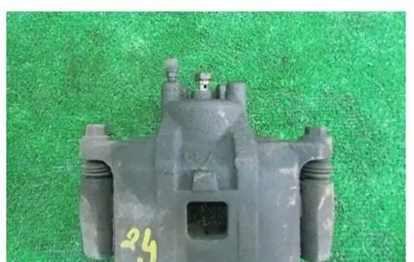 Chrysler Sebring (JS) Front brake caliper