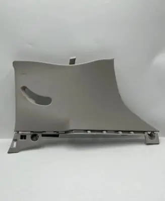 (D)pillar trim (top)