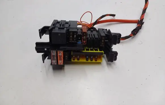 Mercedes-Benz GLC X253 C253 Fuse module A2059067200