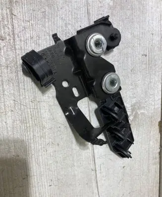 Audi A3 S3 8V Other engine bay part 5Q0906287A