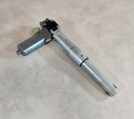 BMW 7 E65 E66 Seat adjustment motor 67317075954 7075954