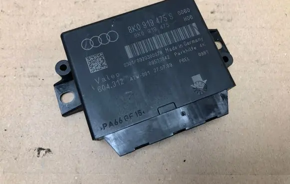 Audi A5 8T 8F Parking PDC control unit/module 8K0919475S