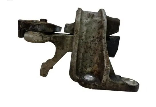 Honda CR-V Engine mount bracket 50SWY
