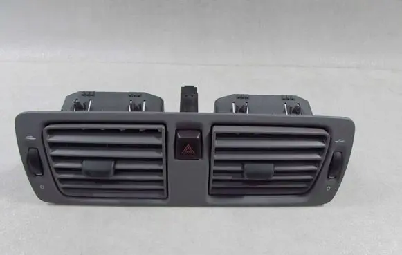 Volvo XC90 Dash center air vent grill 3409400 48431