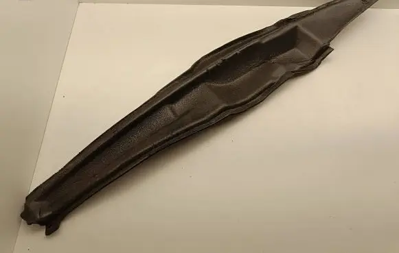 Chrysler Pacifica Fender foam support/seal 68225669A 1111392