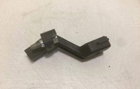 Volkswagen PASSAT B7 Crankshaft position sensor 036906433C