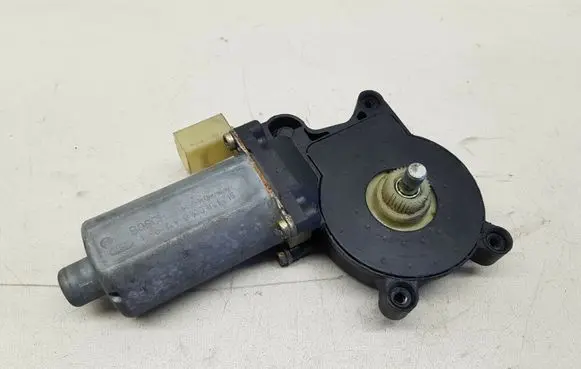BMW X5 E53 Rear door window regulator motor 83620630