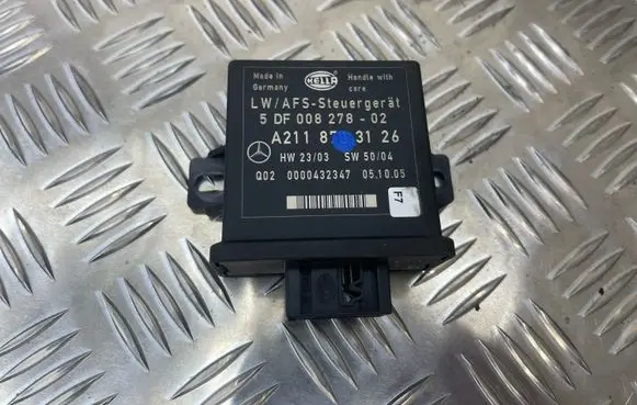 Mercedes-Benz E W211 Light module LCM A2118703126