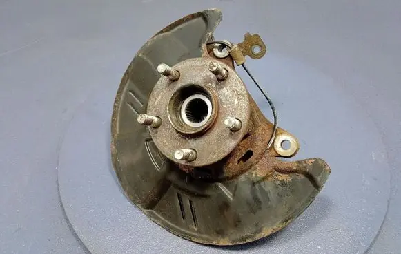Subaru XV I Front wheel hub spindle knuckle