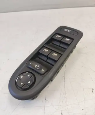 Peugeot 508 RXH Electric window control switch 980263647