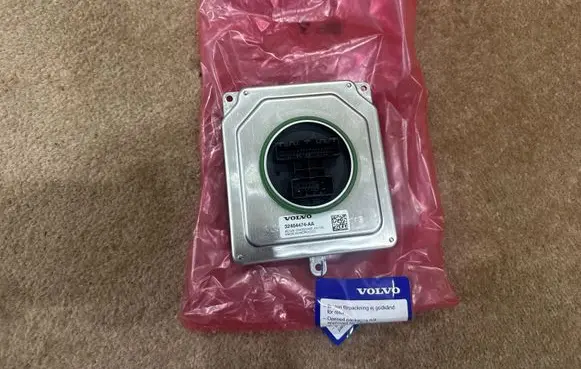 Volvo XC40 Xenon control unit/module 32404474