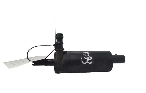 Volkswagen Golf V Windscreen/windshield washer pump 3B7955681