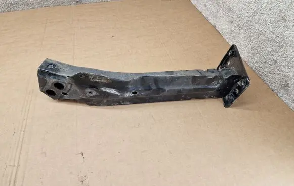 Fiat 500 Abarth Radiator support slam panel bracket C496