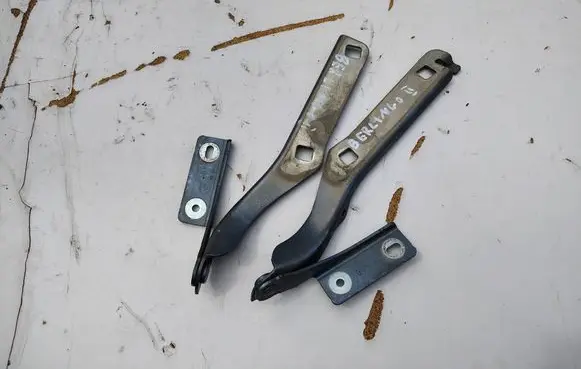 Citroen Berlingo Engine bonnet/hood hinges