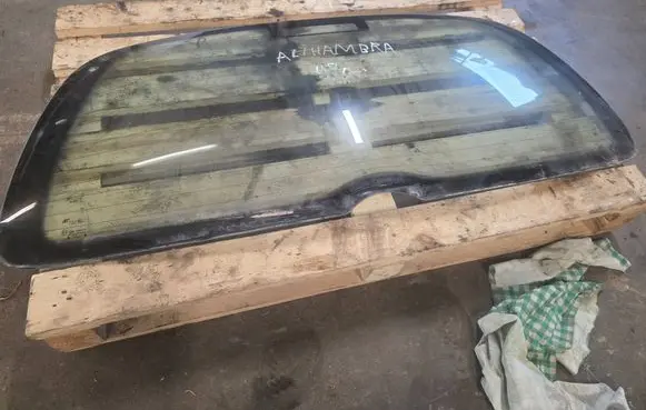 Seat Alhambra (Mk1) Rear windscreen/windshield window 