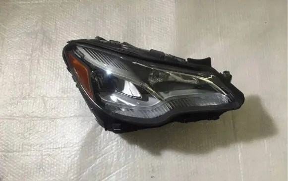 Mercedes-Benz E C207 W207 Headlight/headlamp A2078201259 0002011226 20110004