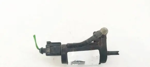 Volkswagen Golf V Windscreen/windshield washer pump 1K4955651