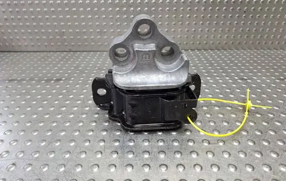 Jeep Renegade Gearbox mount 00519385500