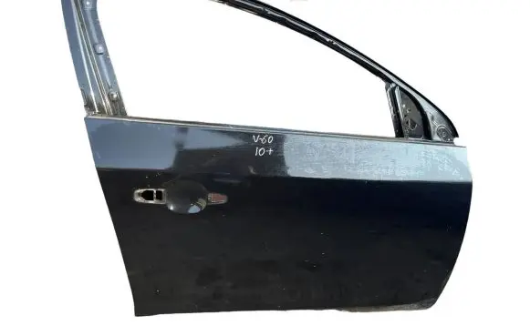Volvo V60 Front door