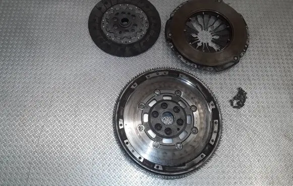 Audi A2 Clutch set kit 123035310