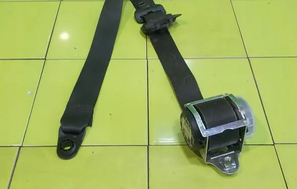 Land Rover Range Rover Sport L494 Front seatbelt 6022767000 BEZPIECZENSTWA