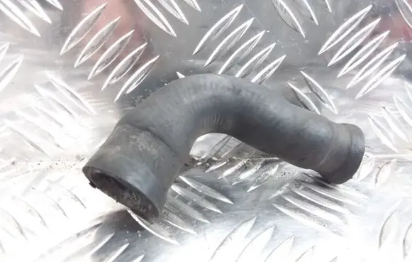 Mercedes-Benz Vito Viano W639 Engine coolant pipe/hose