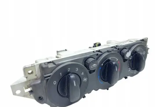 Ford Focus Climate control unit 3M5T19980AD P69607320 69607320