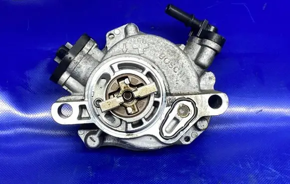 Citroen Berlingo Vacuum pump 9804021880