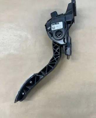 Mazda 6 Accelerator throttle pedal GS8T41600