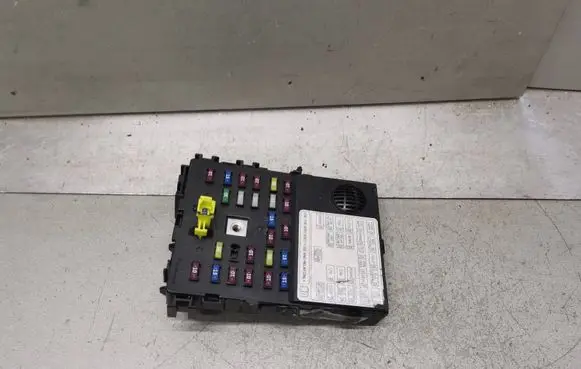 Chevrolet Spark Fuse module 
