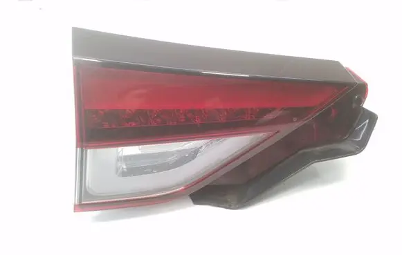 Tailgate rear/tail lights
