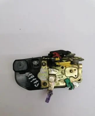 Chrysler 300M Front door lock