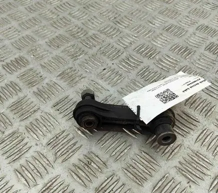 Mercedes-Benz CLA C118 X118 Rear anti-roll bar/stabilizer link A2473205300