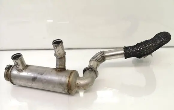 Peugeot 308 EGR valve cooler 9646762280