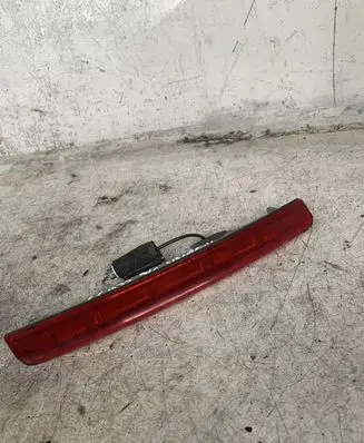 Ford Taurus Third/center stoplight