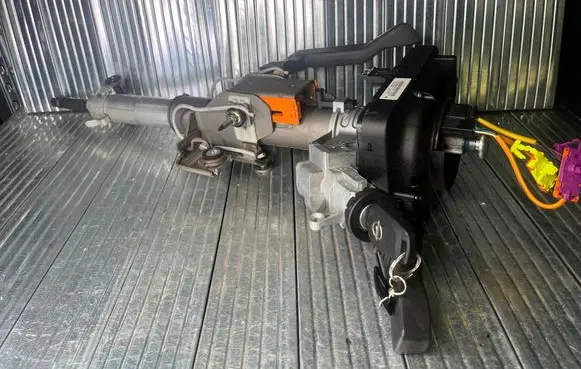 Opel Astra H Steering wheel axle set 13192345 278053053