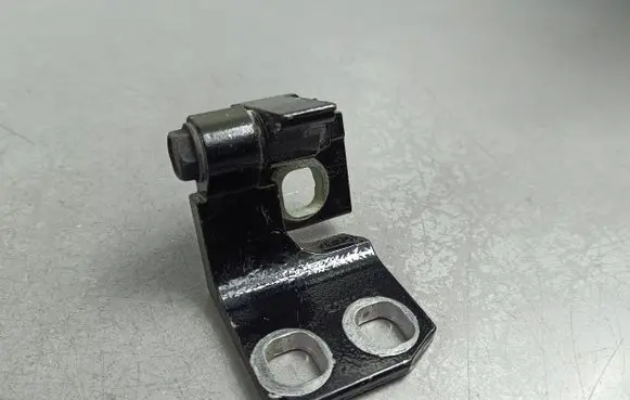 Jeep Cherokee Rear door upper hinge